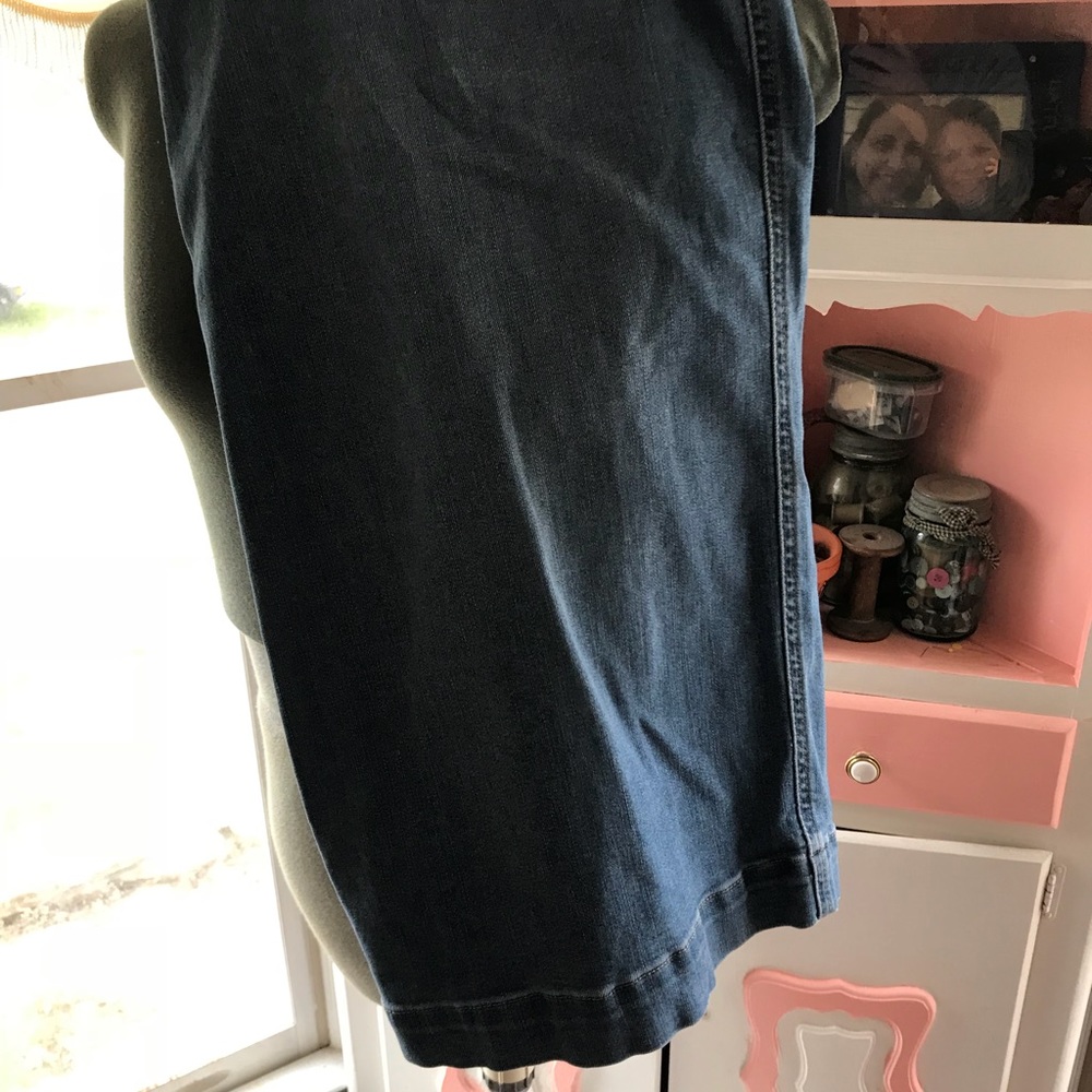 Chaps wide leg Capri blue jeans